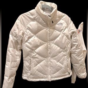 North Face 550 White and Silver Goose Down Puffer. Size M. EUC